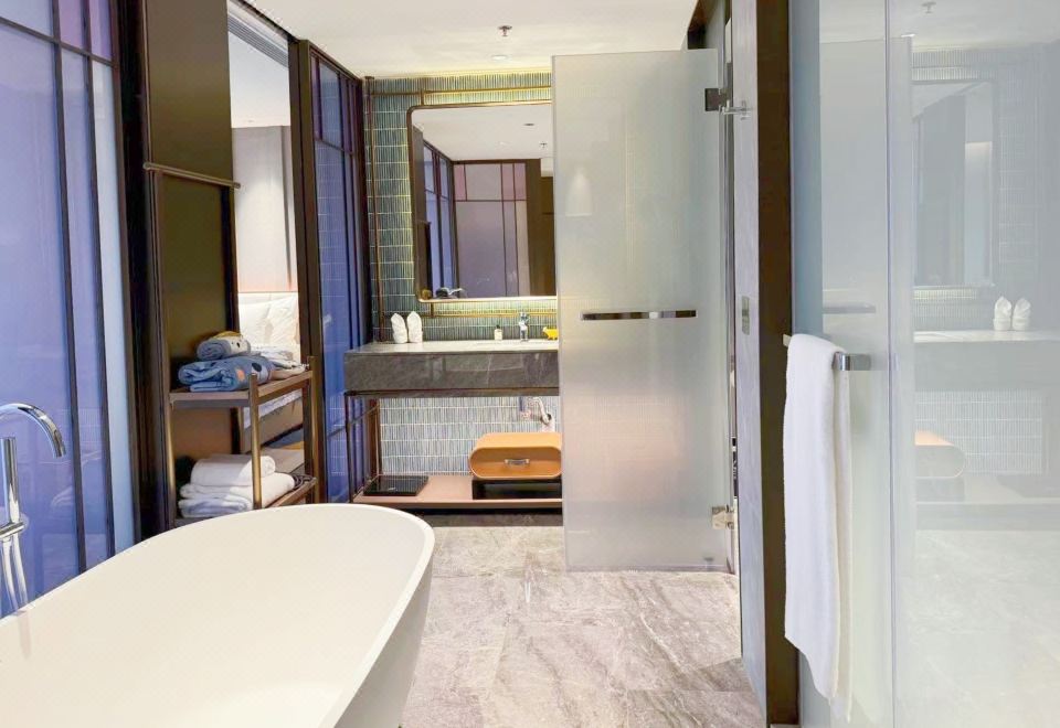 Baiyun Hotel GuangzhouFamily-friendly Suite