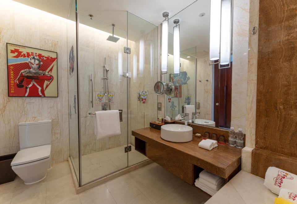 奥特曼亲子湖景大床客房