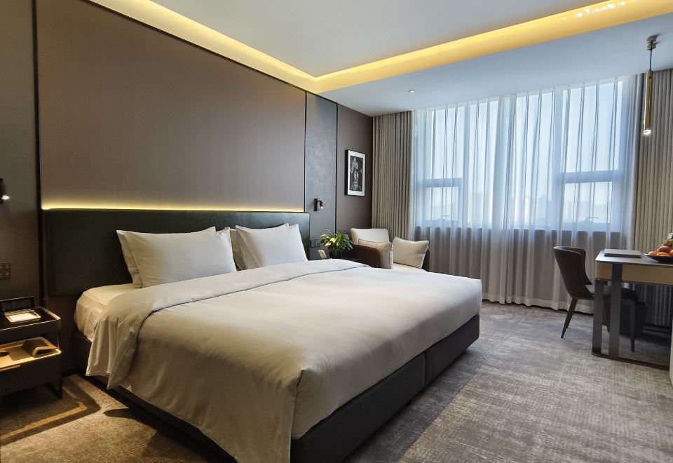 Jinling Yuntai HotelSuperior Business Queen Room