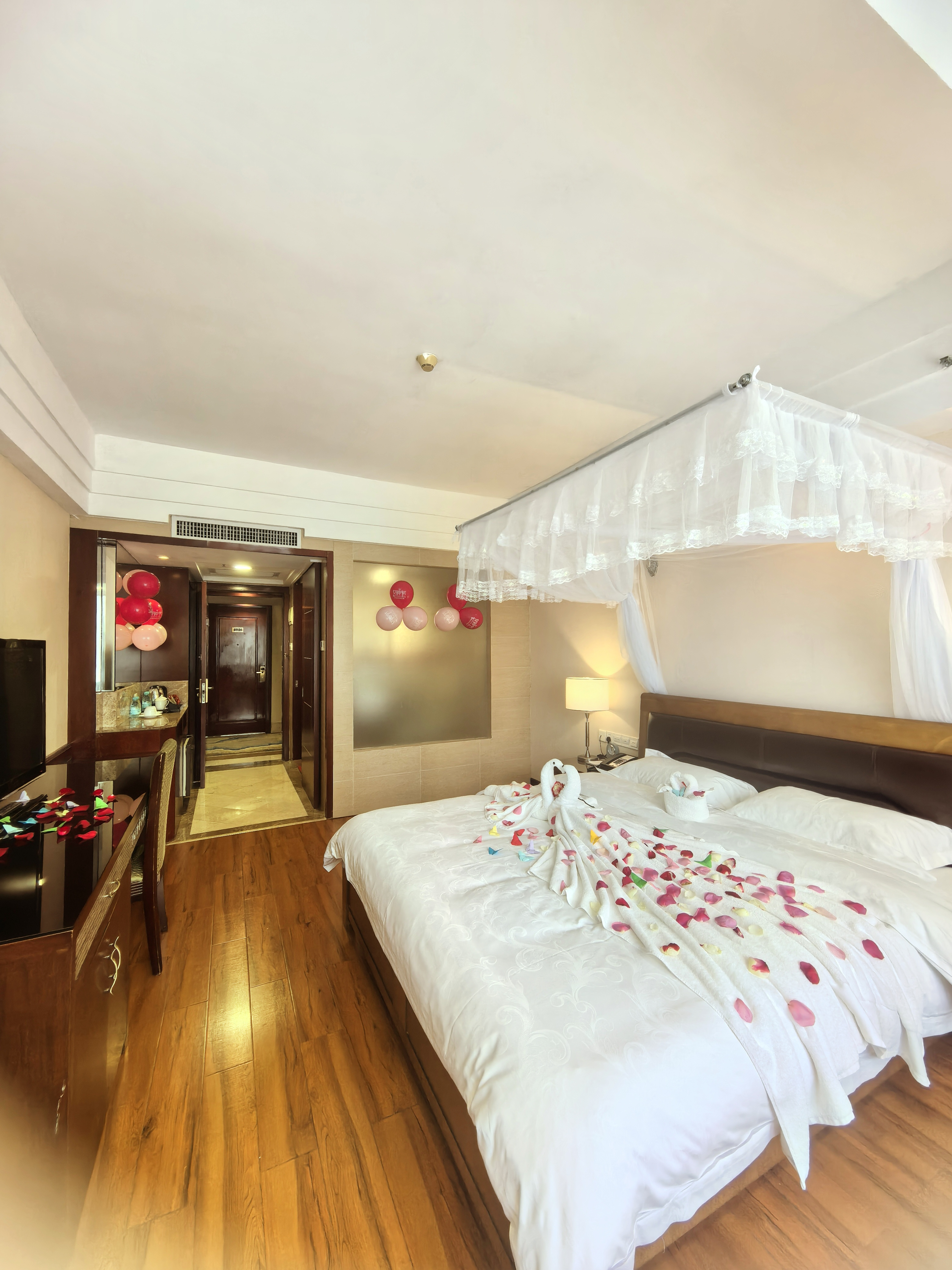 湖滨楼湖景单间