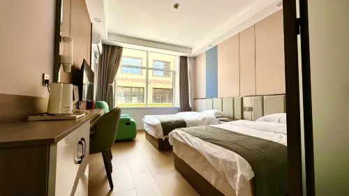 Sunan County Snowland Hotel