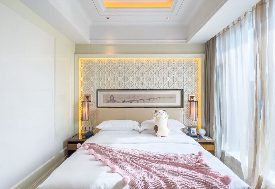 粉霧夢境大床房·金可兒床墊·云朵般睡眠