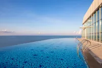 HUALUXE Hotels and Resorts BEIHAI SILVER BEACH RESORT