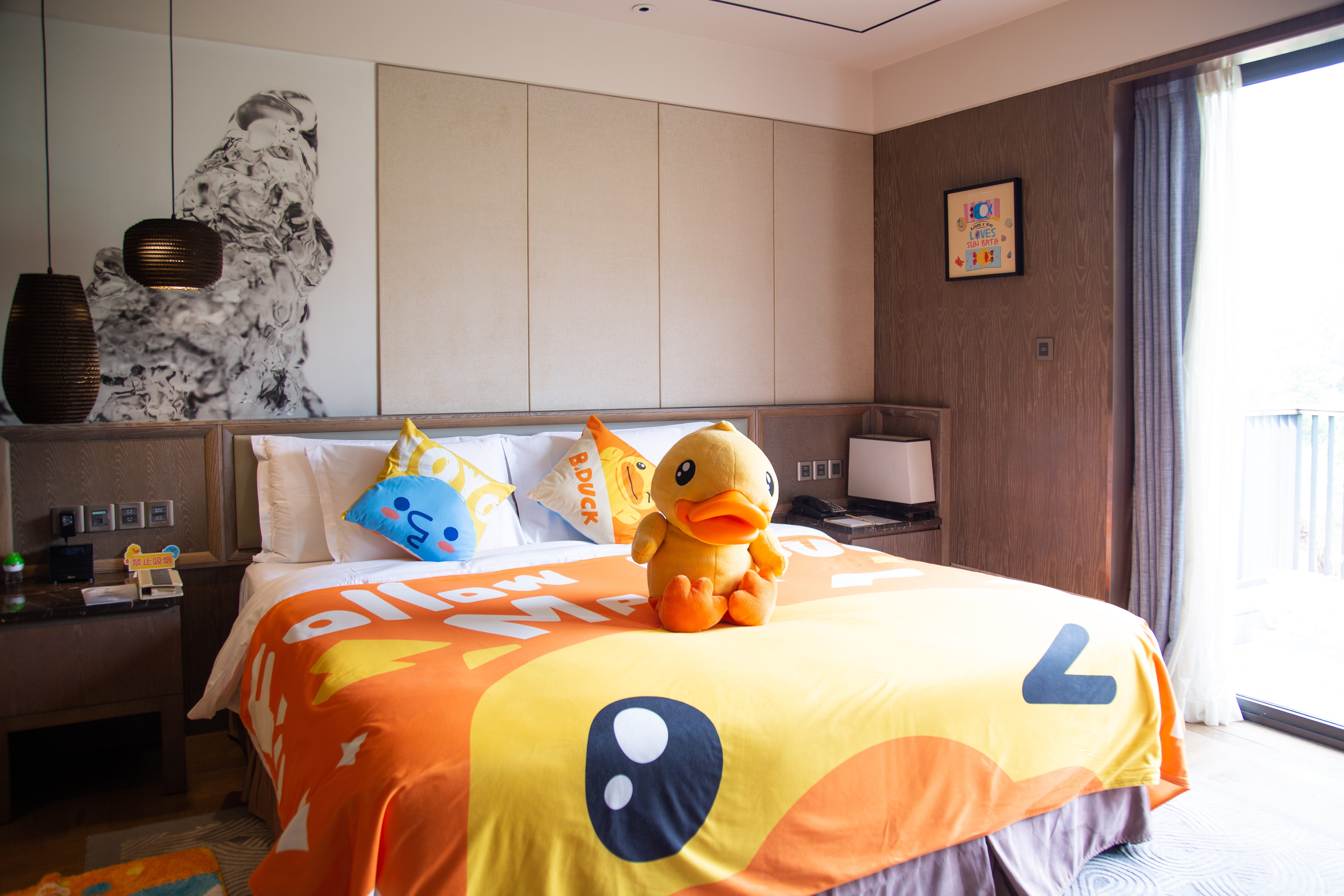 小黄鸭主题亲子汤屋?