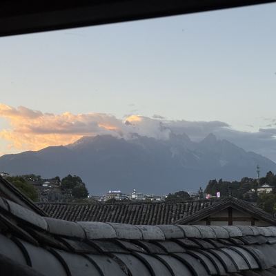 三室兩廳四床四衛古城雪山觀景房（金可兒護脊床墊） 麗江陳姐客棧（四方街店）優惠