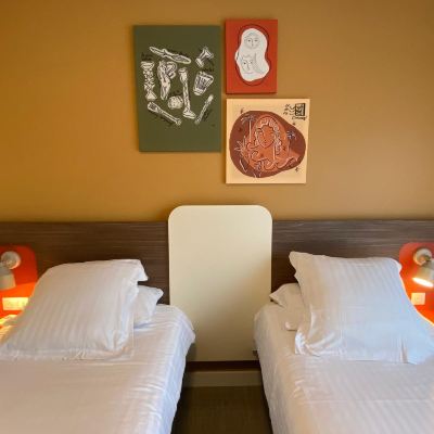 Comfort Twin Room Hotel Abrial Promo Code