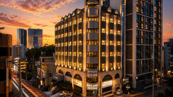 ซันแลนด์ โรงแรม