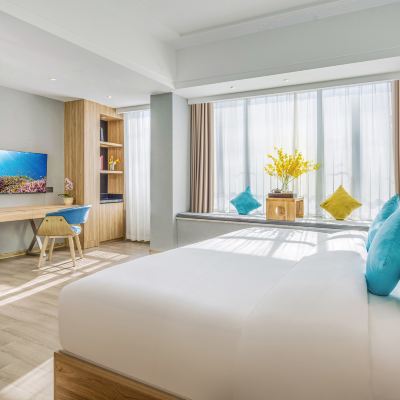 愛住大床房【巨大床+飄窗小茶几】 可住愛住飯店（佛山容桂漁人碼頭店）優惠