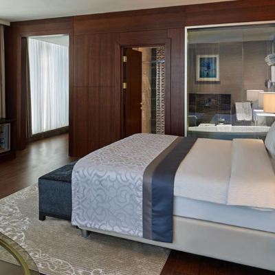 Suite With King Size Bed