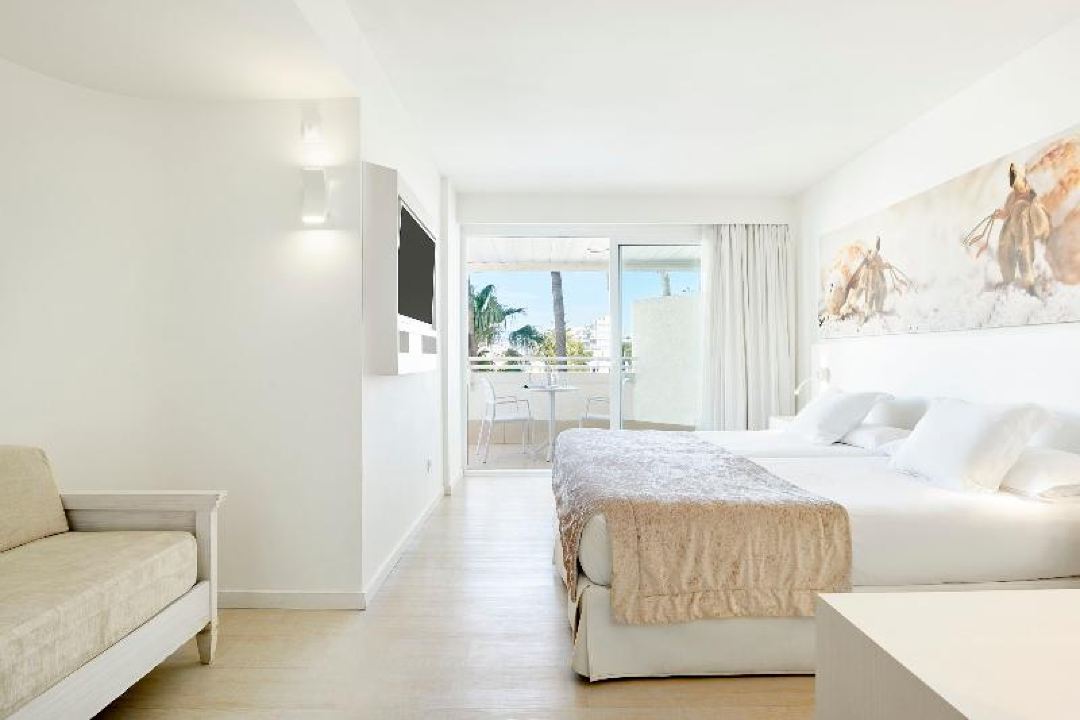 Triple (2adults+1child)