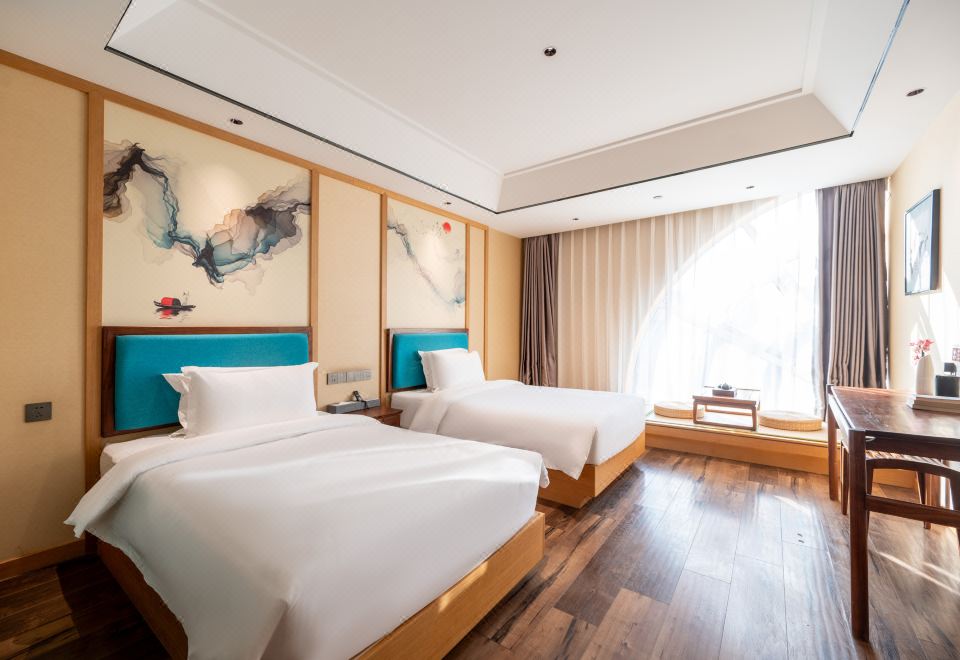 Tatami Twin Room (Smart Guest Control + Fridge + Tatami)