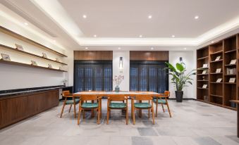 Shaoxing Jianhu·Huanglong Cuili Resort Hotel