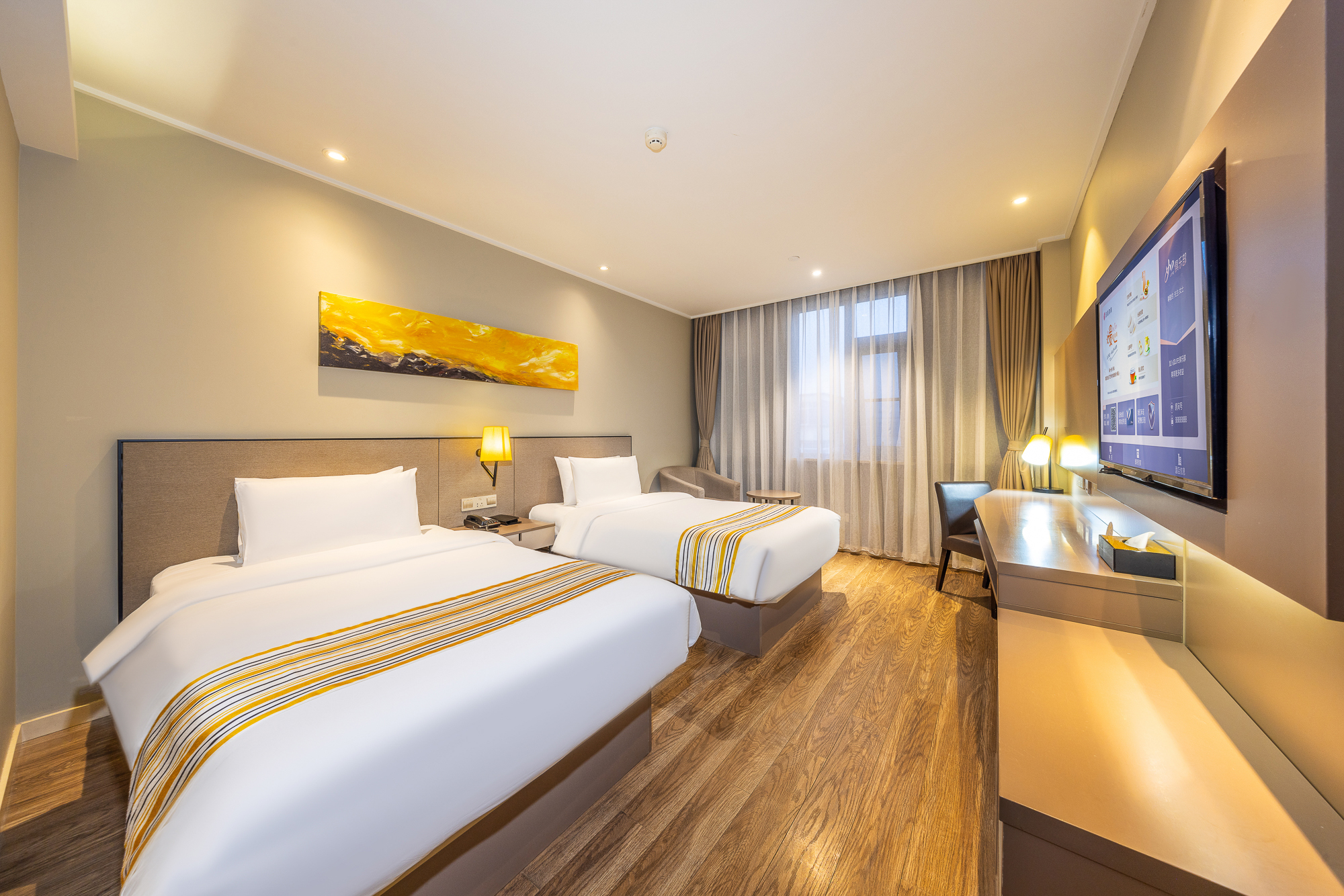 高级双床房（休闲沙发+采光通透+超大空间）