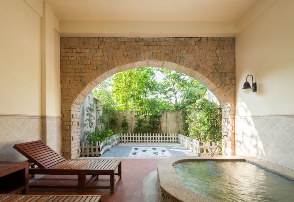 海神居豪华温泉双床房【巴洛克风格+欧式浪漫+私人泡池】