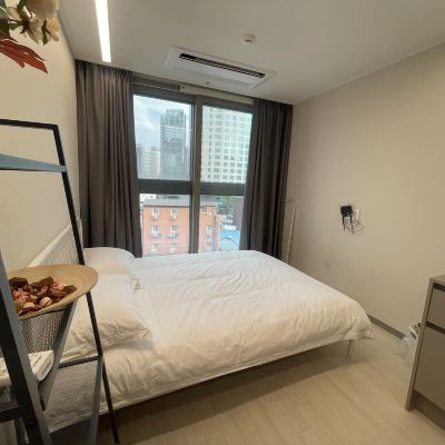 豪華雙大床套房 13# M.H首爾東大門民宿優惠