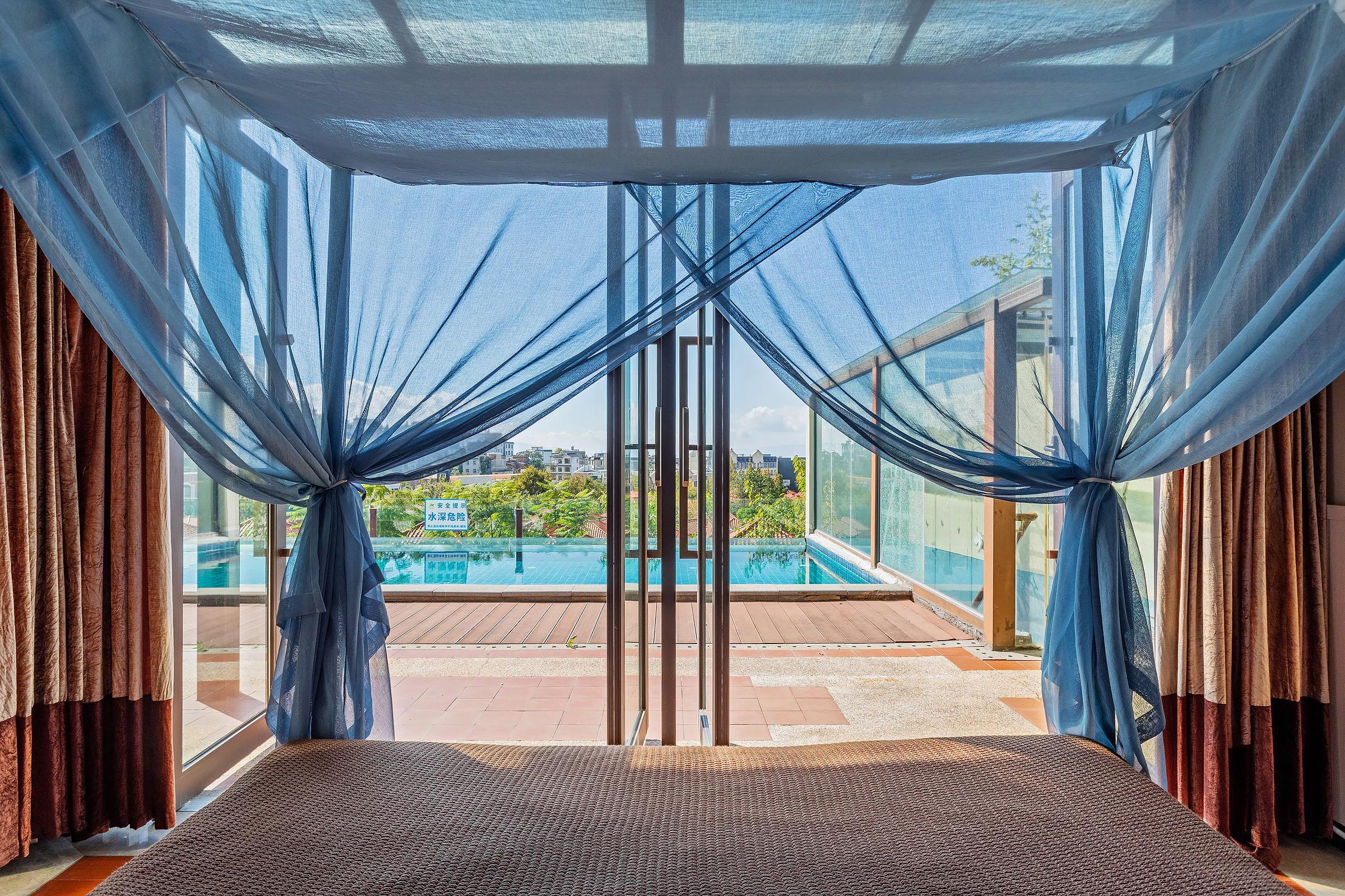 湖景私家泳池别墅·三卧