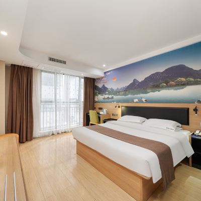 雲尚大床房 如家派·柏雲（桂林火車站萬象城店）優惠