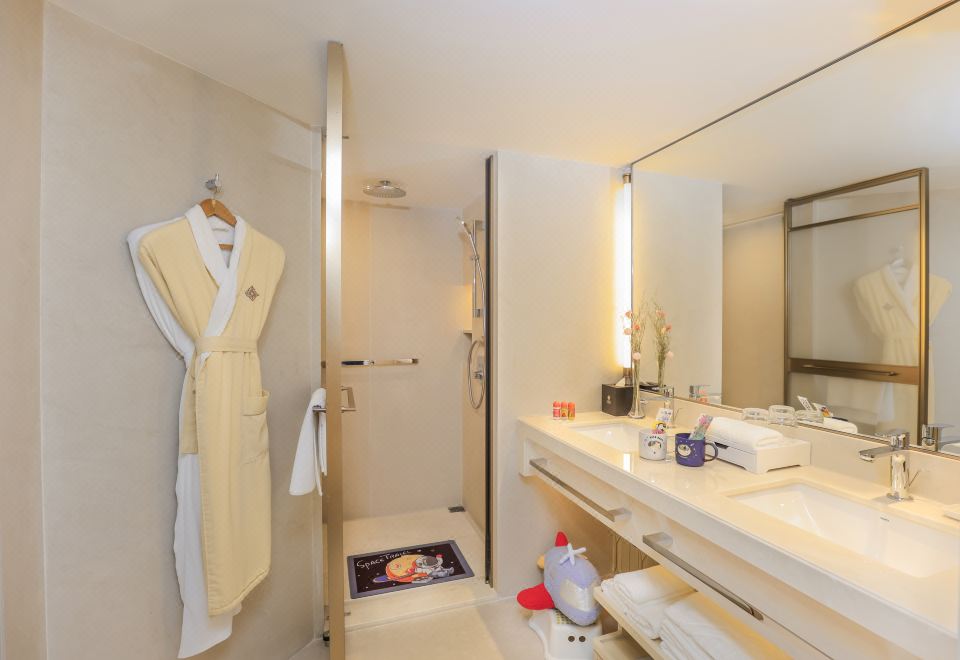 金陵楼逸趣三卧室家庭房—焕新设计，欢享温馨亲子时光