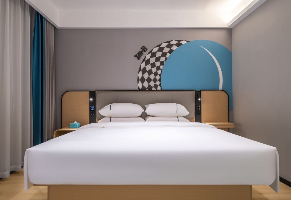 智能标准大床房