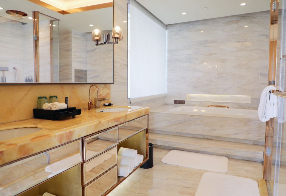 暖汤温泉·低楼层·湖景双床房