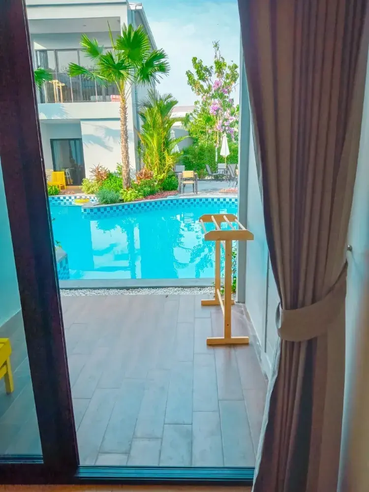 ห้องดีลักซ์พร้อมทางเข้าสระว่ายน้ำ