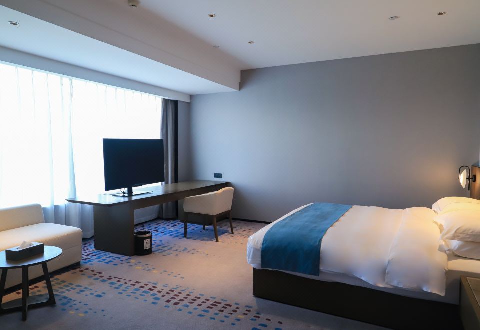 贵宾楼豪华大床房