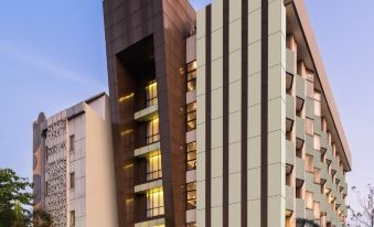 Fabu Hotel Bandung - Housity