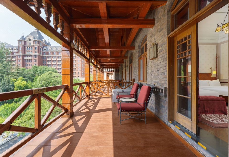 维多利亚阳台房（博物馆翼楼）