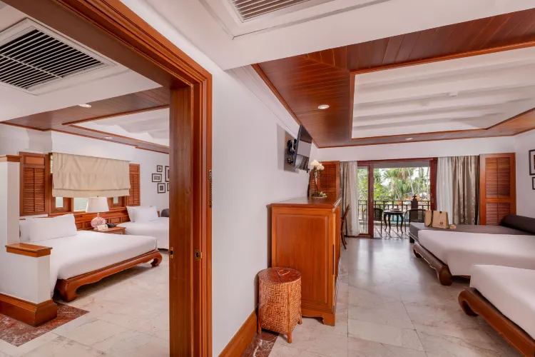 ห้องแฟมิลี่คอนเนกติ้งลากูนพูลไซด์