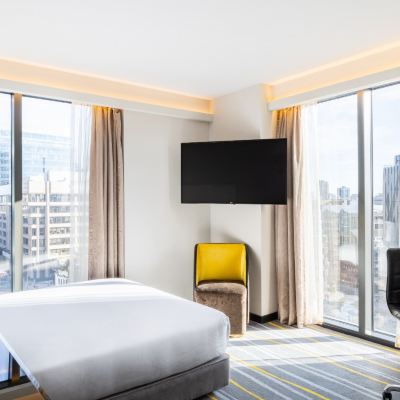 Double Deluxe, Spitel Fyeld Accessible King