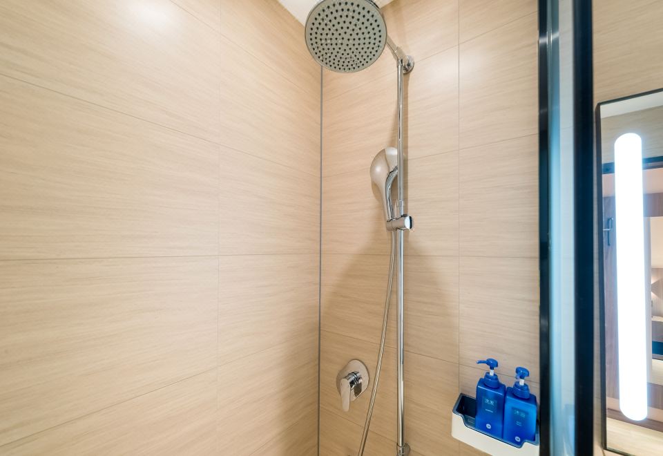 HanTing Hotel (Beijing Qianmen Street)Superior Queen Room