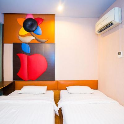 Bilik Superior Twin Kupon Hotel Holmes by Holmes Hotel