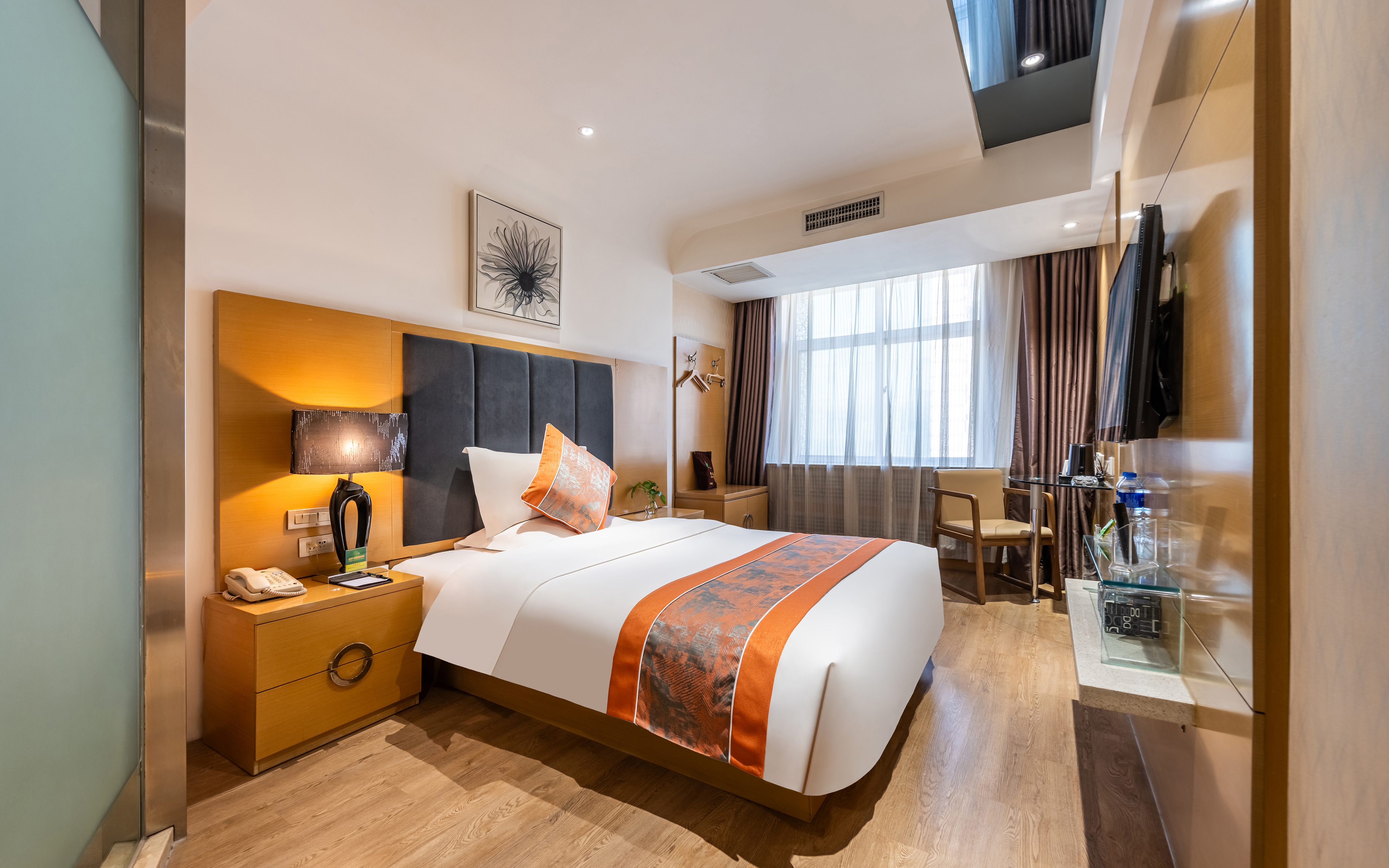 雅致悠享大床房·洁净温馨