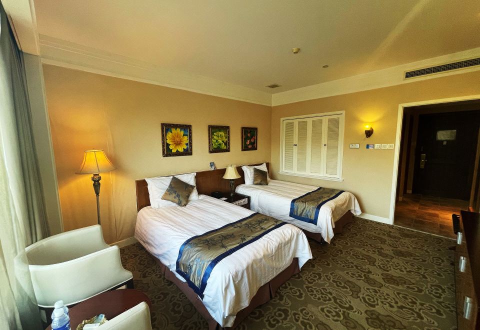 豪华山景双床房