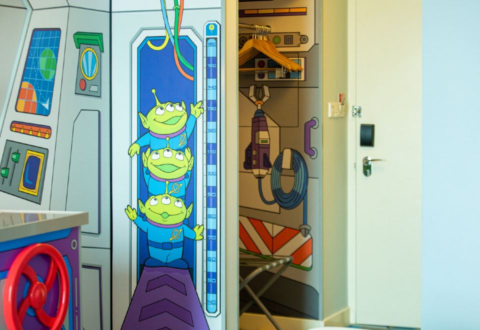 巴斯光年主题房