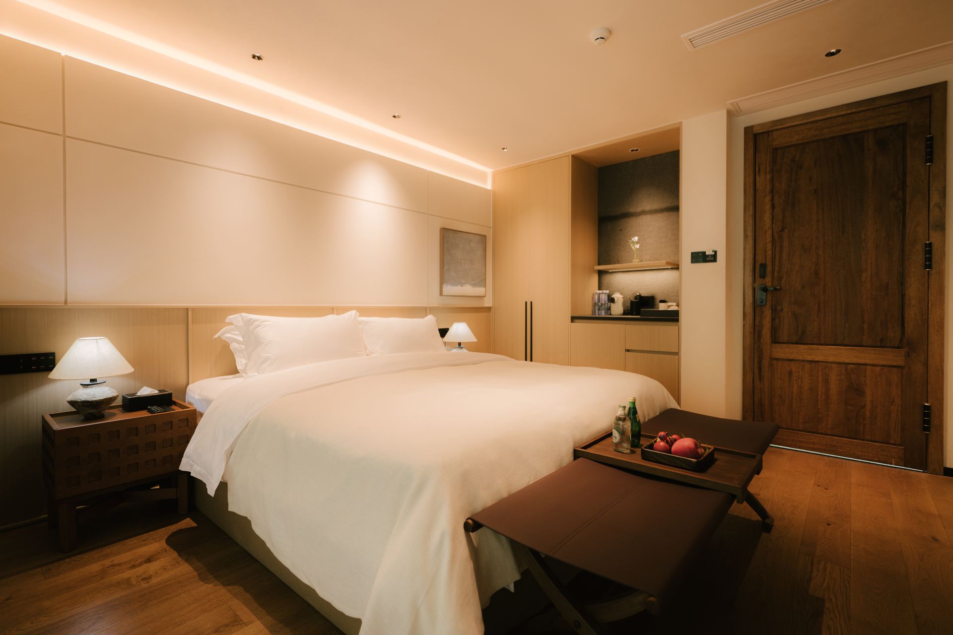 Island Residence Mountain-View Balcony Courtyard Private Hot Spring Room (Double Bed)