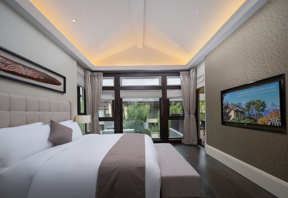 Wyndham Grand Plaza Royale Jinlin LijiangSichuan - Style Elegant Villa | Three - Bedroom King - Sized Bed Villa (Garden View + Mahjong Machine)