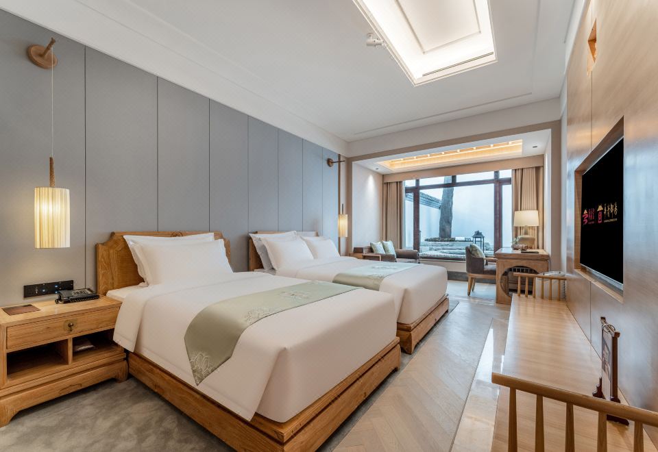 汤苑家庭套房（室外庭院私汤）