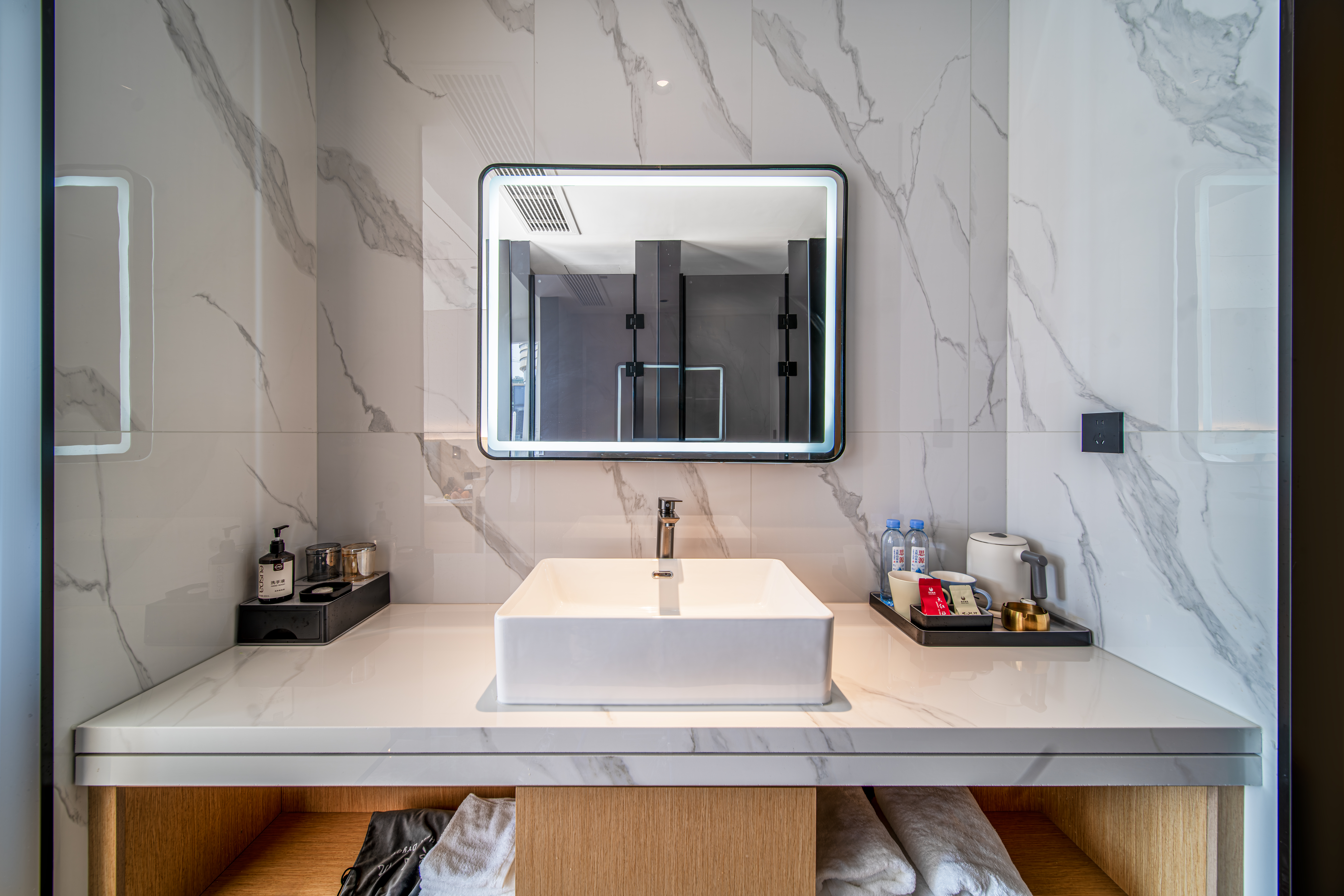 格美高级双床房