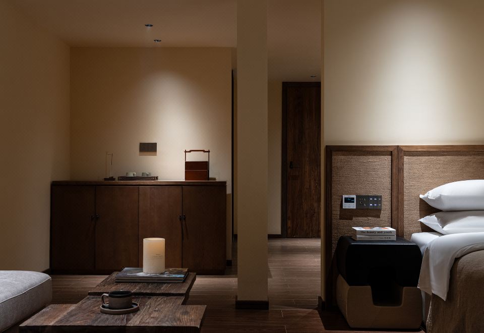 木瑾.观景大床套房-零压床垫︱智能客控︱极米投屏