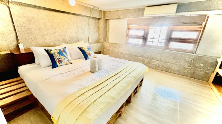 ห้องสตูดิโอ(เตียงคิงไซส์)