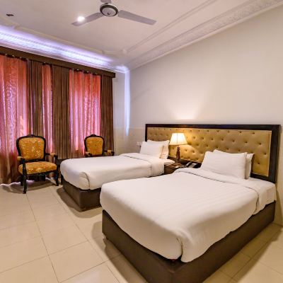 Deluxe Twin Room Hotel One Mall Road Murree Promo Code