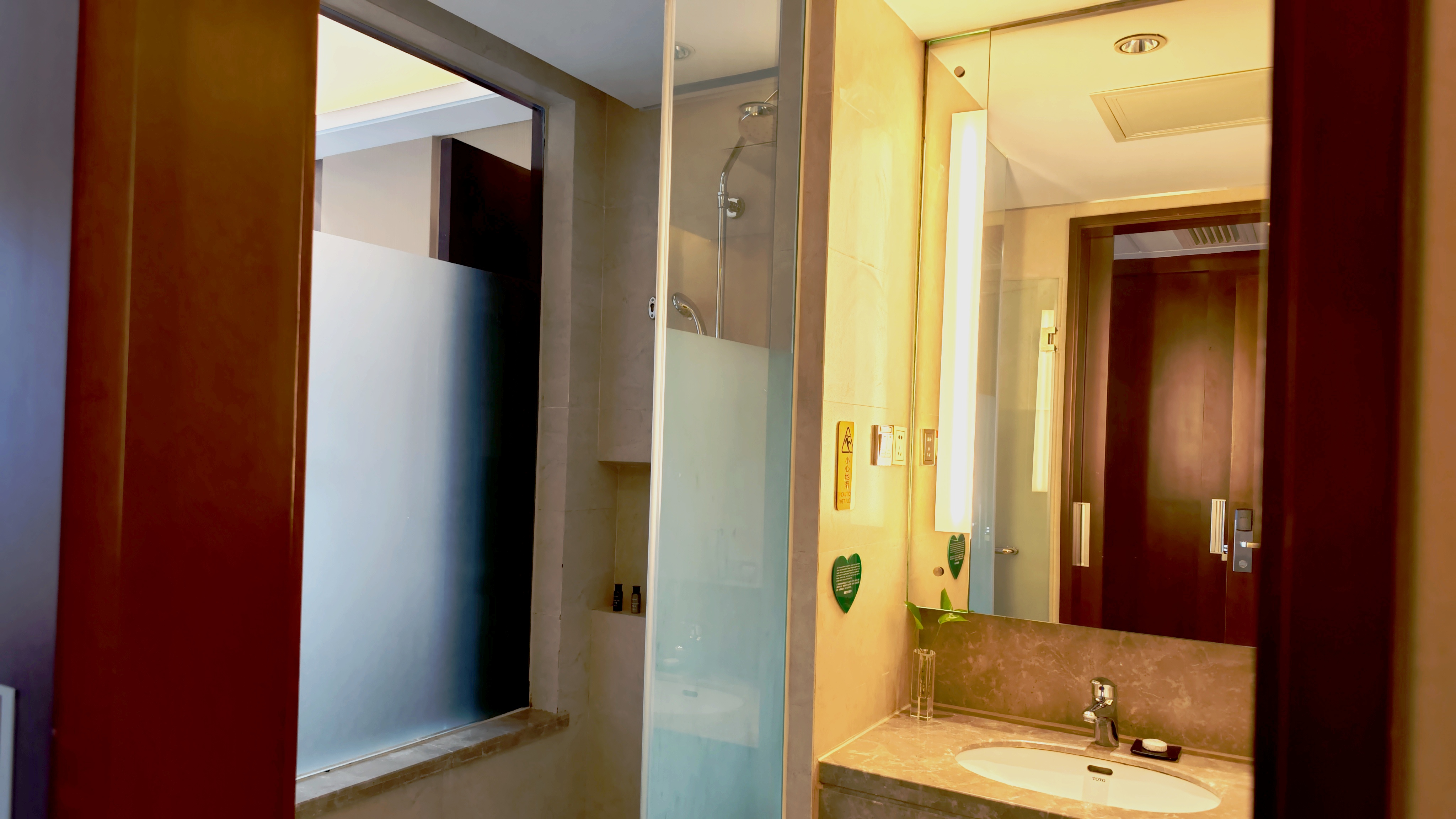 豪华套房（城市观景+慕斯床品）