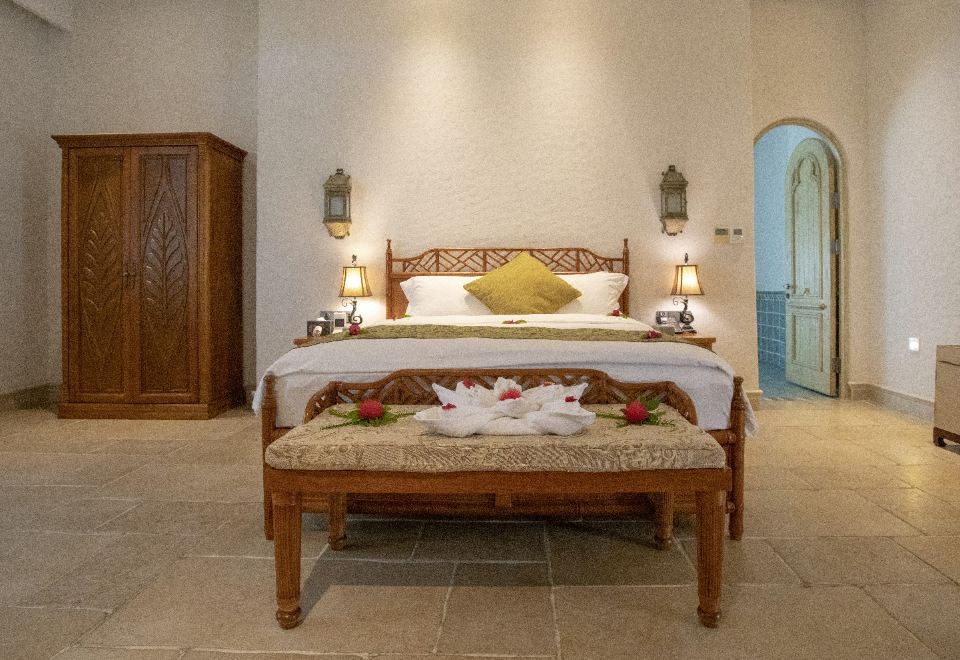 Xikang Yunshe Wellness & Resort HainanVintage Castle Suite (Double Bed)