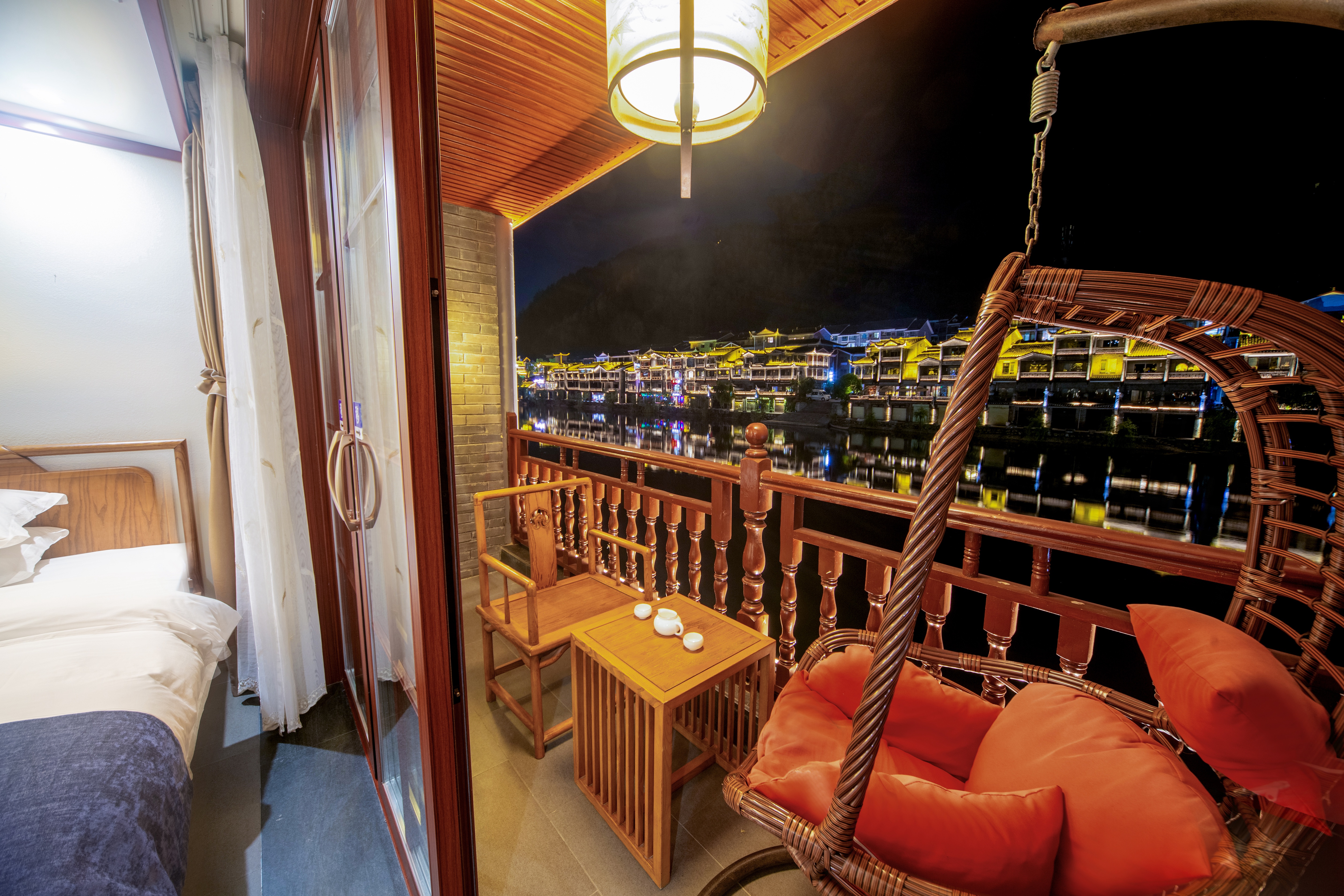 Mingchan River-View Balcony Twin Room-Large Space