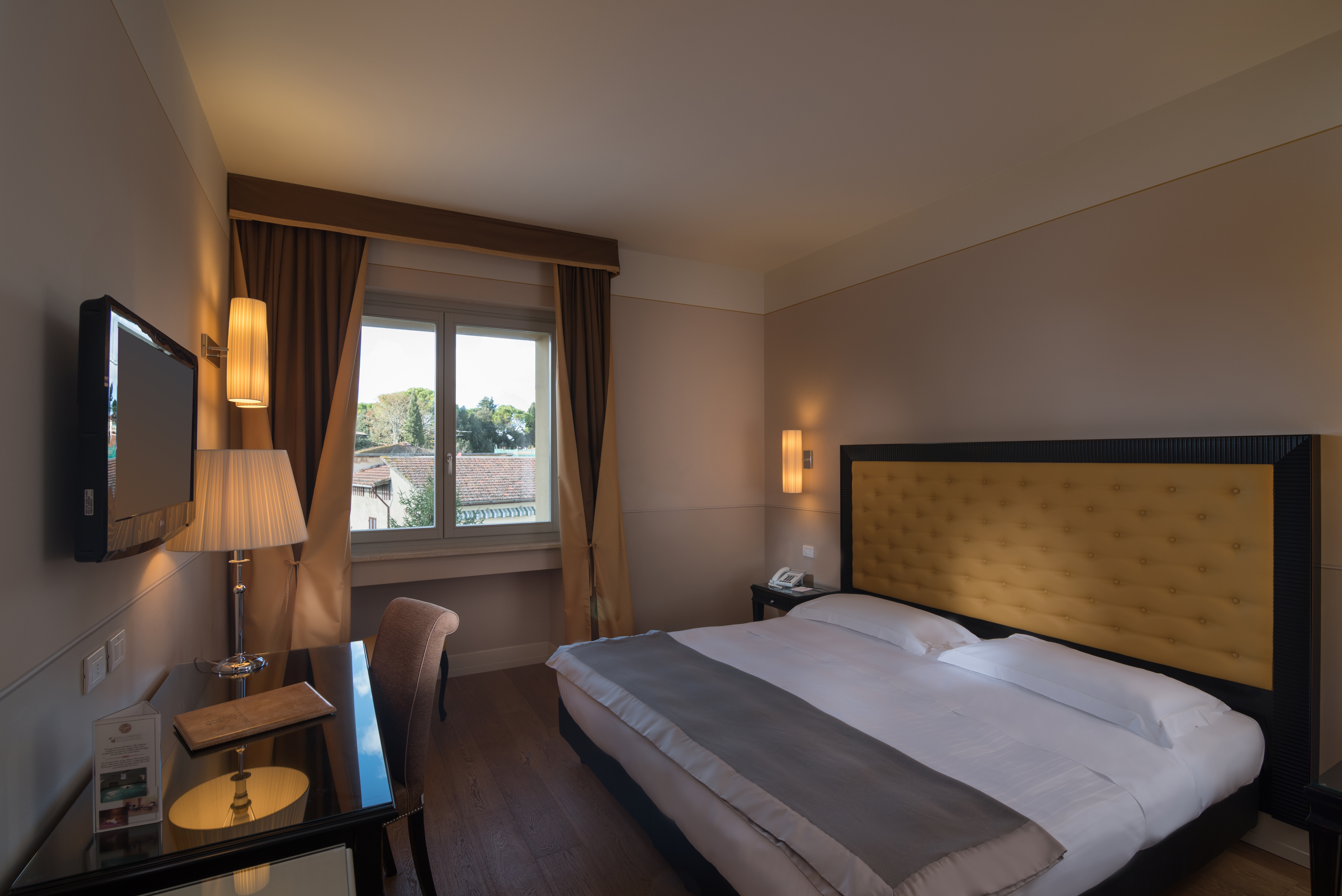 家庭房 （2 名成人 + 2 名小童）