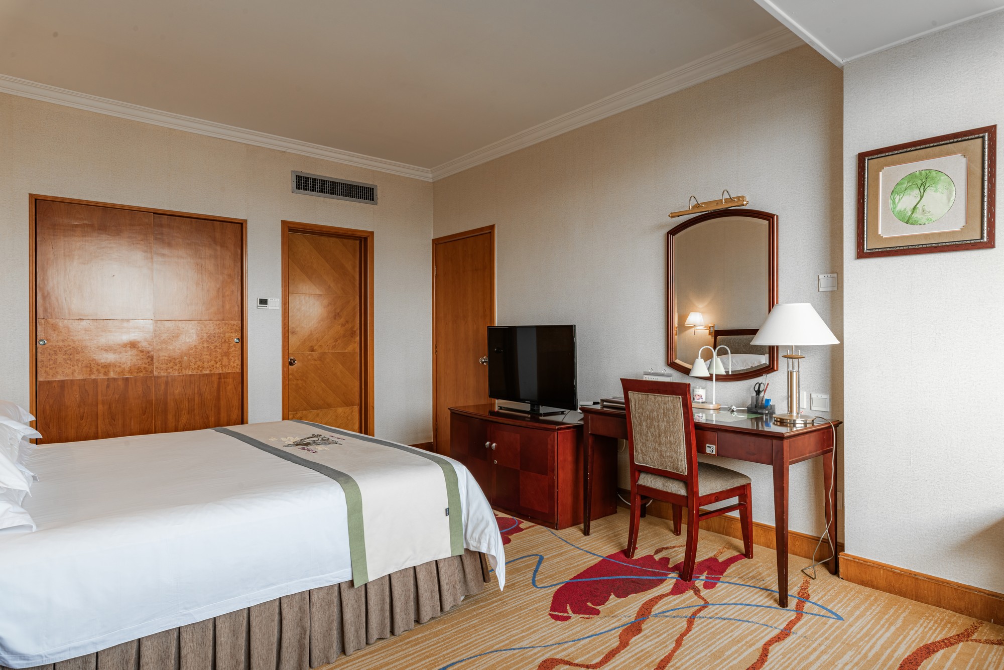 Overseas Chinese HotelAdvanced Suite
