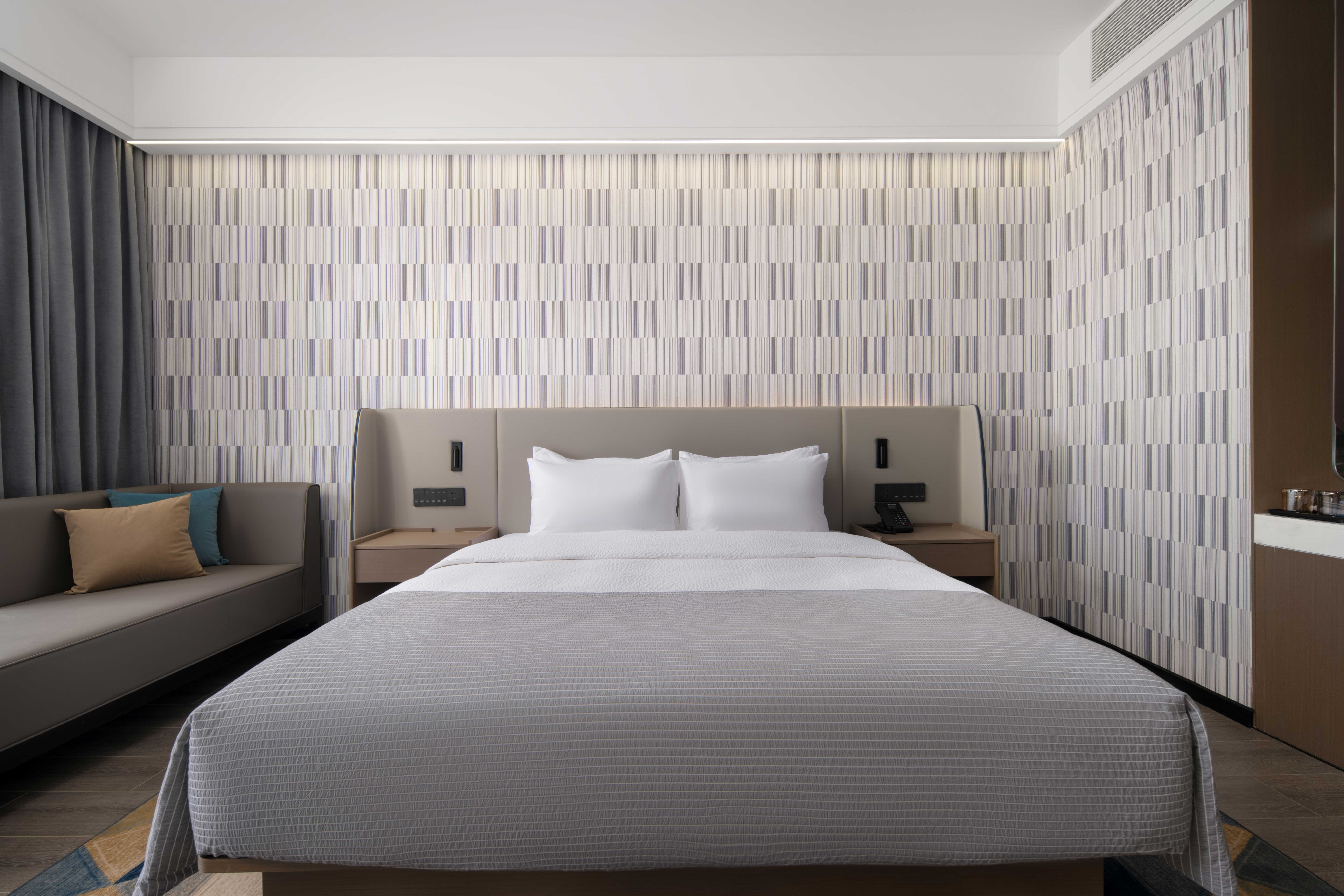 高级大床房（景观落地窗+Acca Kappa洗护用品+智能投屏）