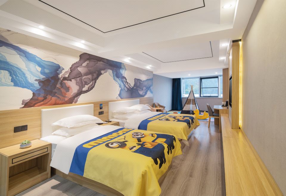 欢乐家庭亲子房