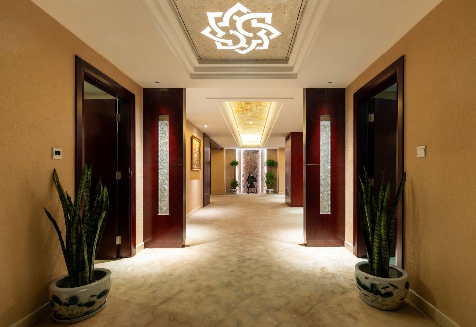 豪门家族套房（超大平层观景台）